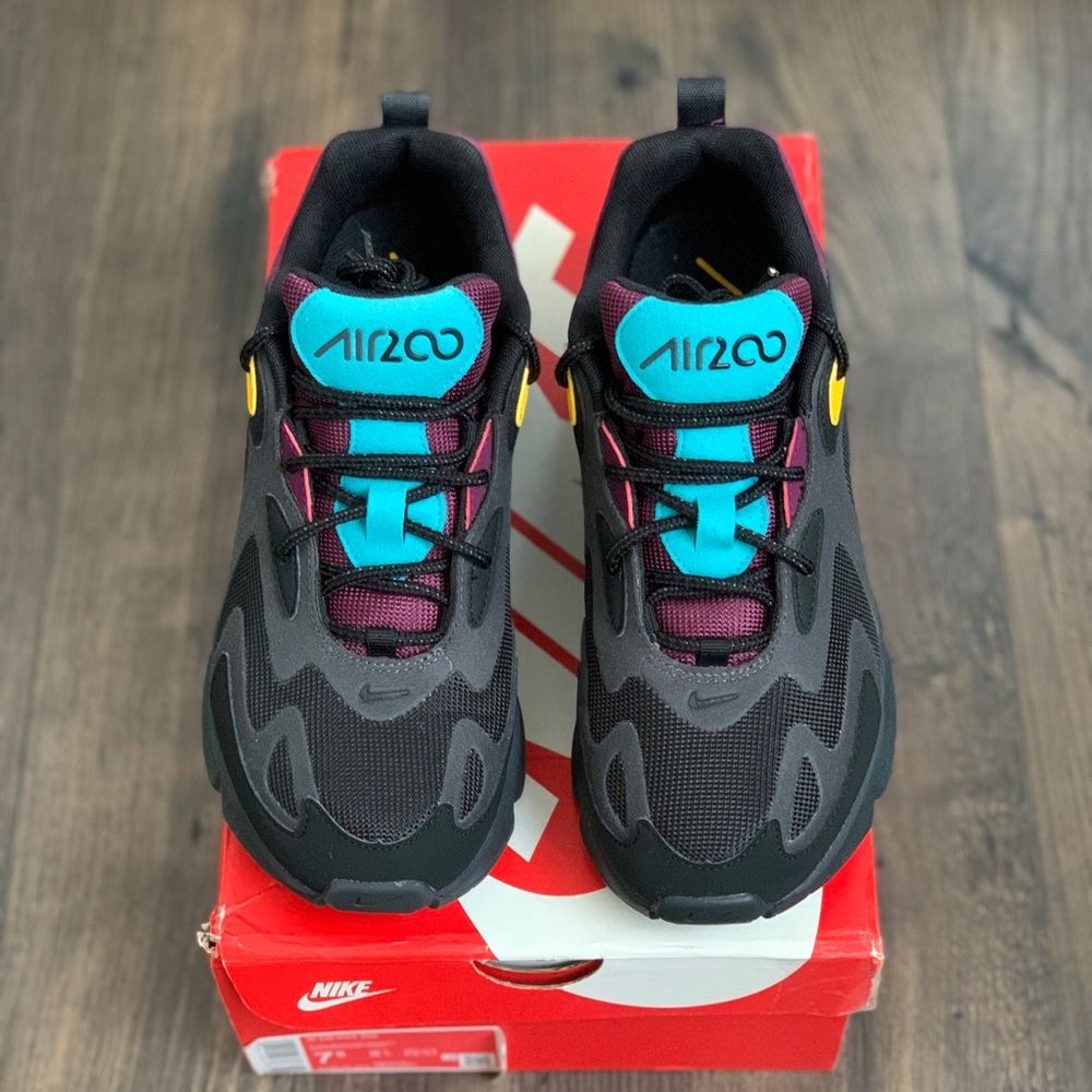 Air max 200 size 7.5 w